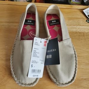 Uniqlo Marimekko natural canvas shoes